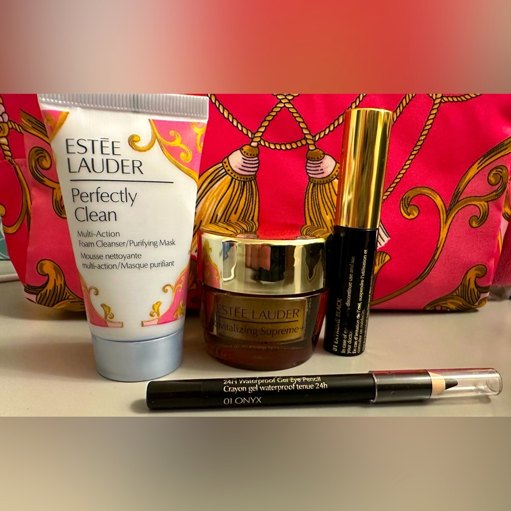 Estée Lauder Gift Set with Bag